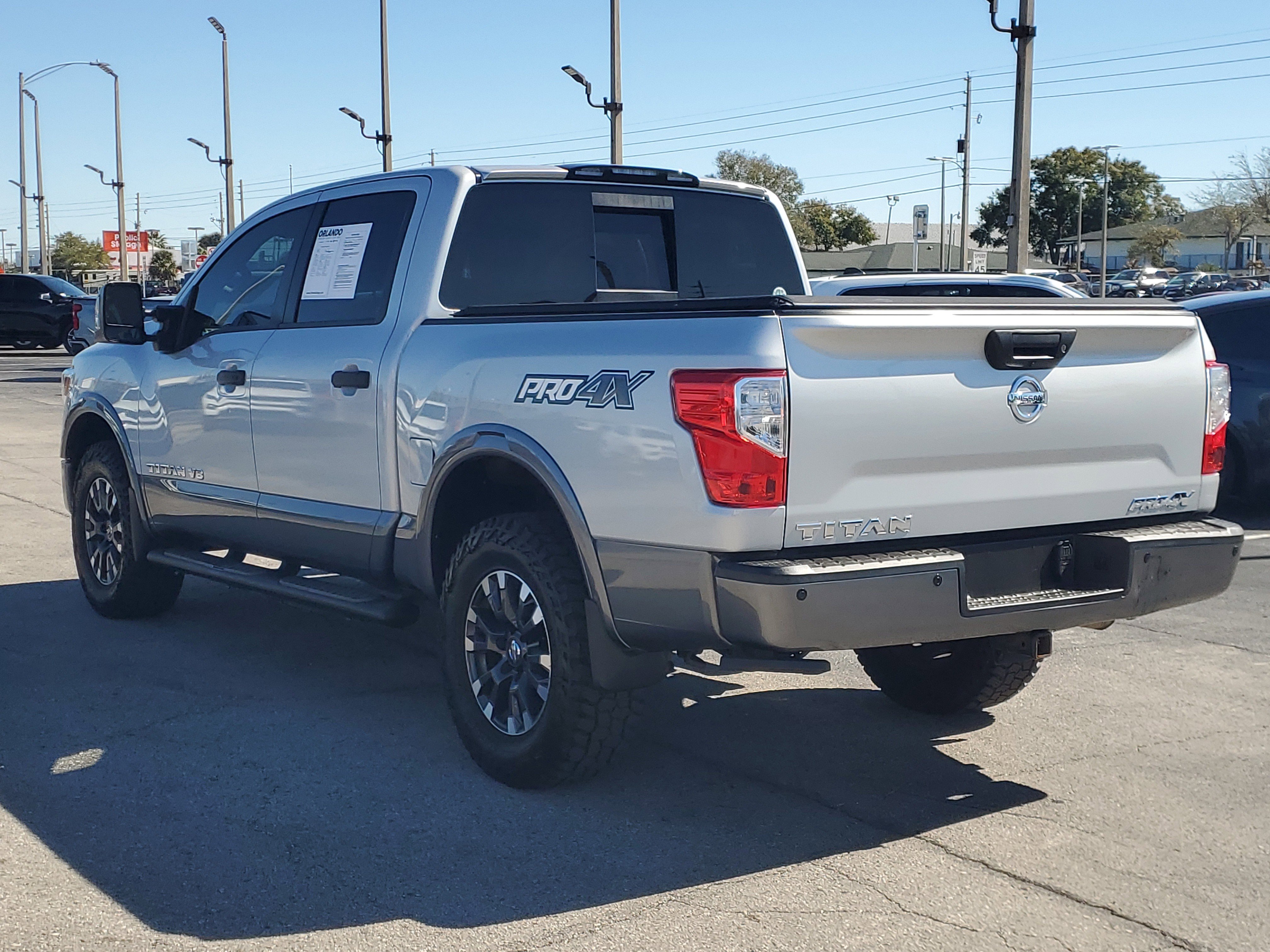 Used 2018 Nissan Titan PRO-4X w/ Pro-4x Convenience Package image 5