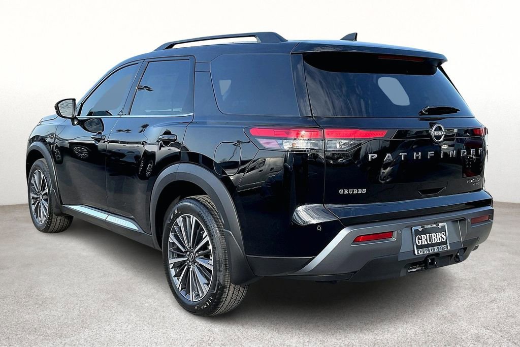 New 2026 Nissan Pathfinder Platinum w/ Cargo Package AWD/4WD image 6