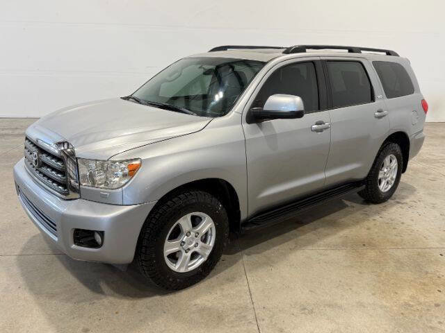Used 2016 Toyota Sequoia SR5 AWD/4WD image 2