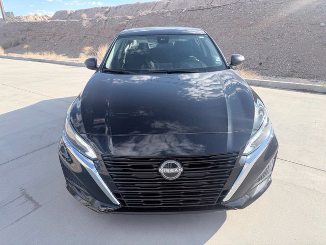Certified 2025 Nissan Altima 2.5 SV FWD image 2