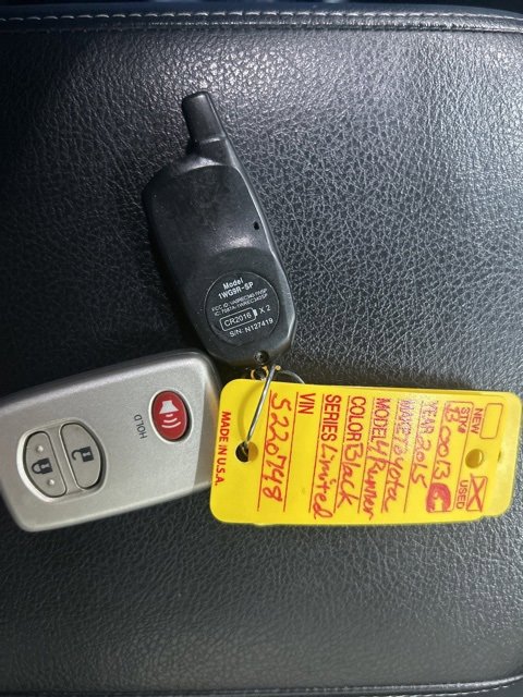 Used 2015 Toyota 4Runner 4WD image 17