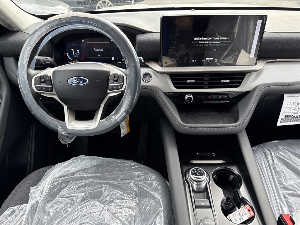 New 2025 Ford Explorer Active image 12