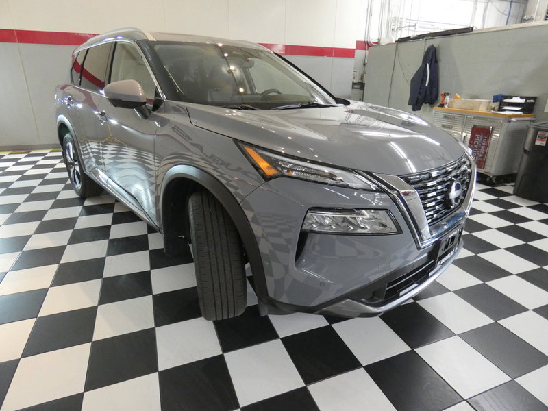 Used 2023 Nissan Rogue SL w/ SL Premium Package AWD/4WD image 3