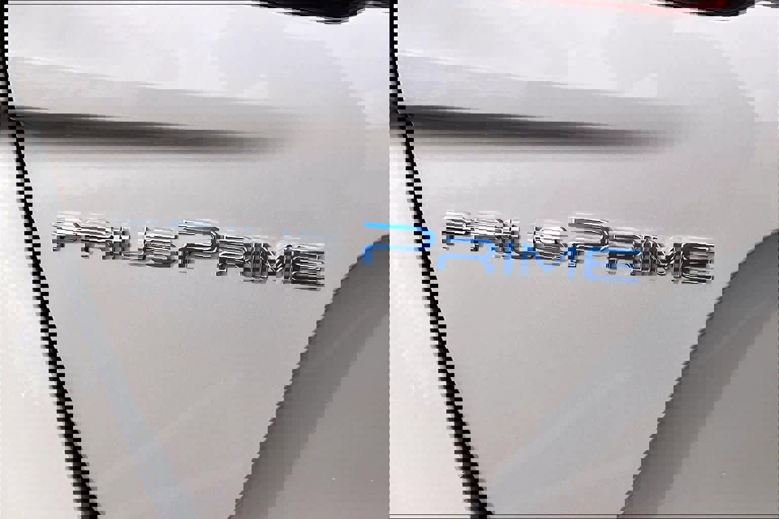 Used 2021 Toyota Prius Prime LE image 11