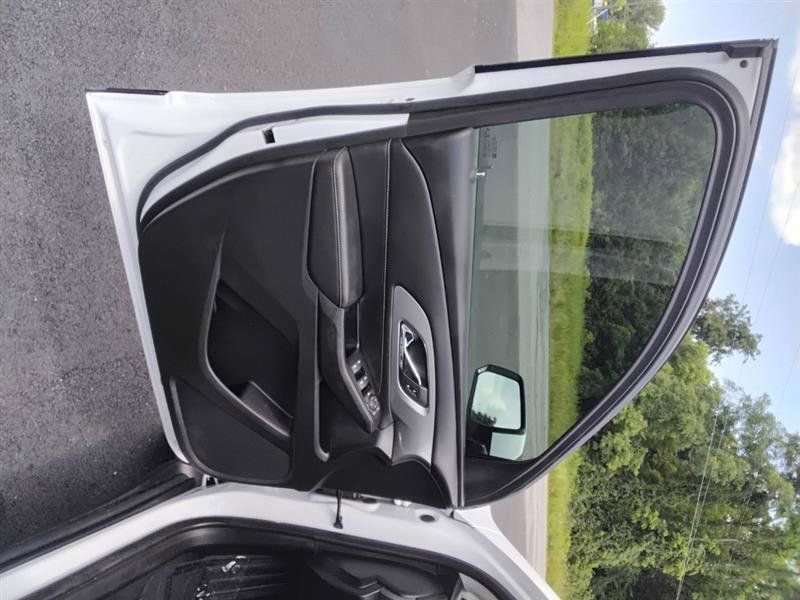 Used 2020 Chevrolet Traverse LT image 29