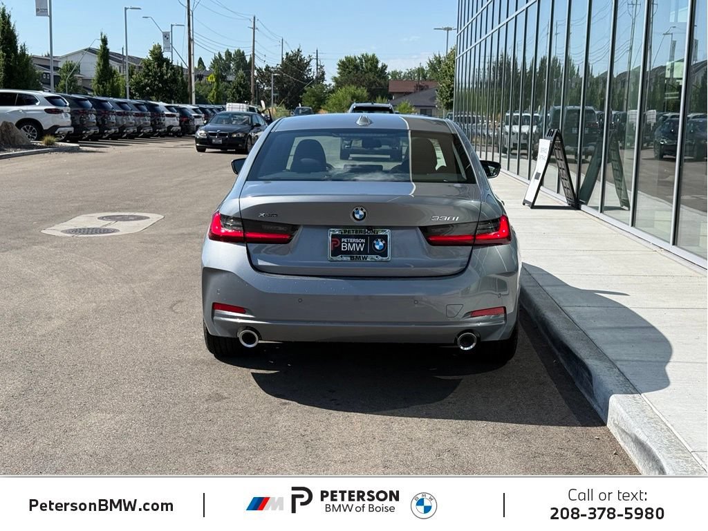 New 2026 BMW 330i xDrive Sedan w/ Premium Package AWD/4WD image 4