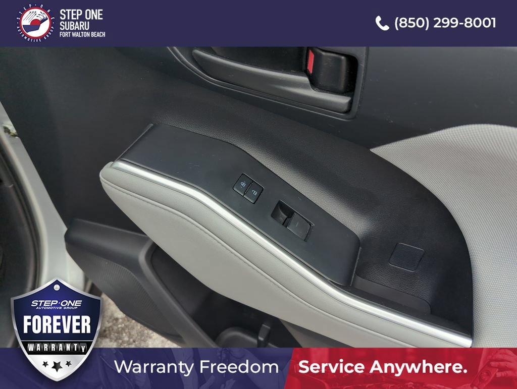Used 2021 Toyota Highlander L FWD image 36