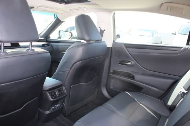 Certified 2024 Lexus ES 350 w/ Premium Package FWD image 9