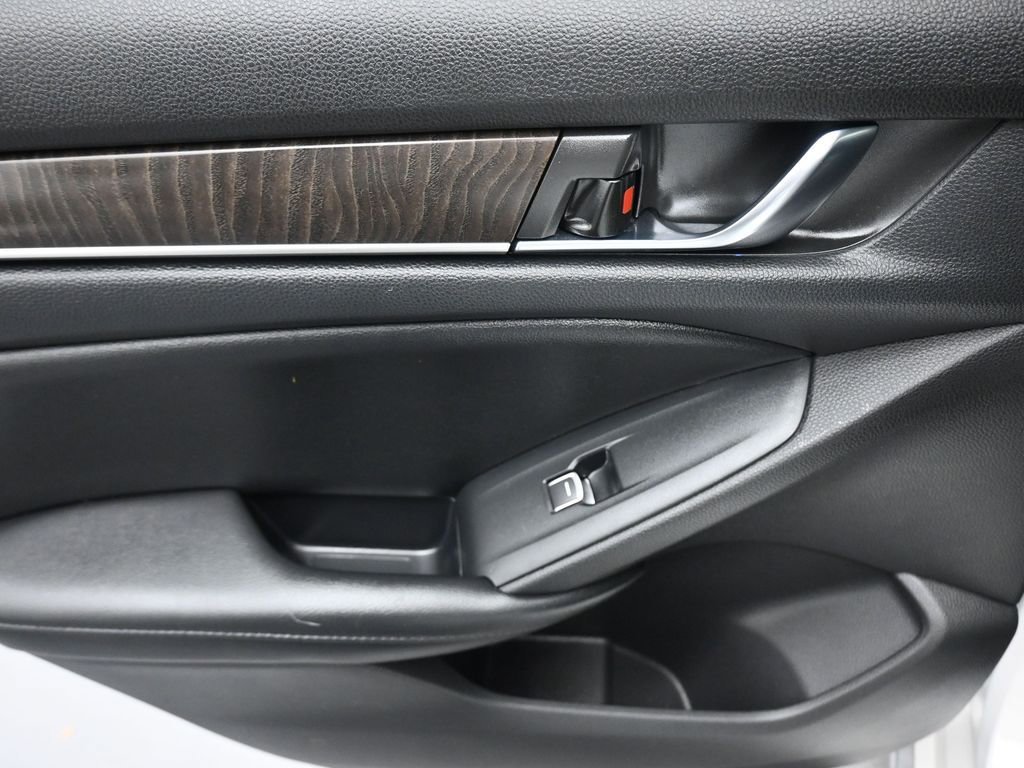 Used 2022 Honda Accord EX-L image 33