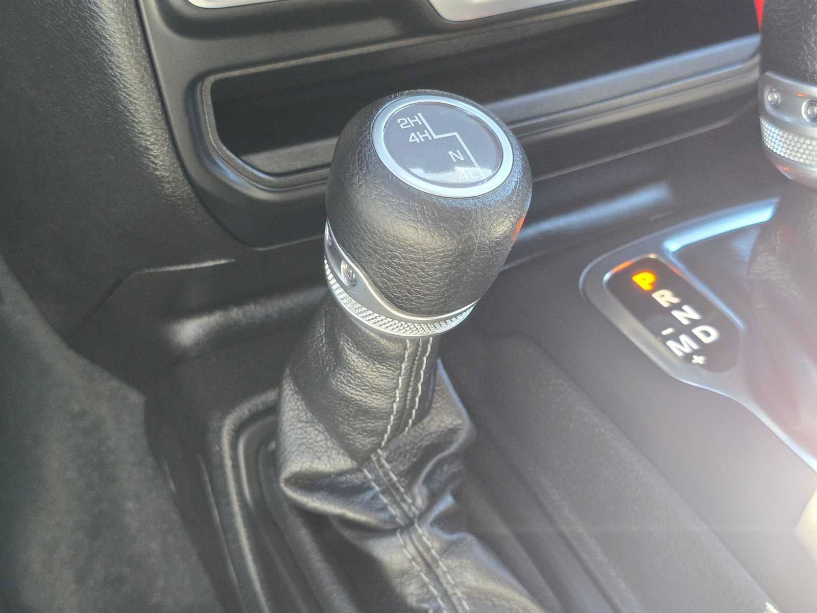 Used 2024 Jeep Wrangler Sport AWD/4WD image 34
