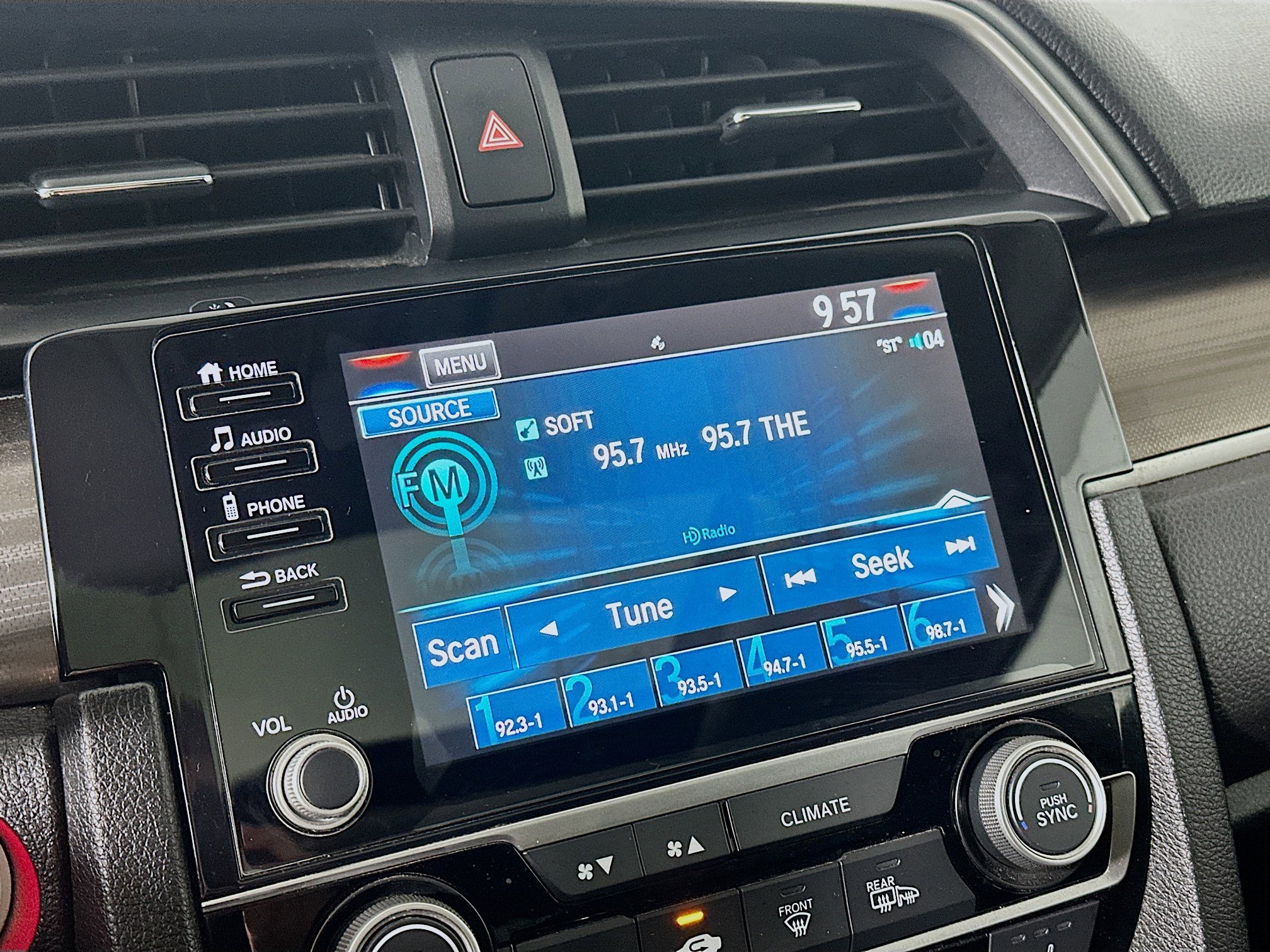 Used 2020 Honda Civic EX image 19