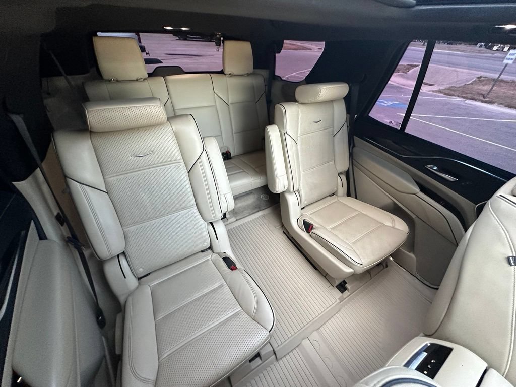 Used 2023 Cadillac Escalade Premium Luxury w/ LPO, Illumination Package RWD image 35