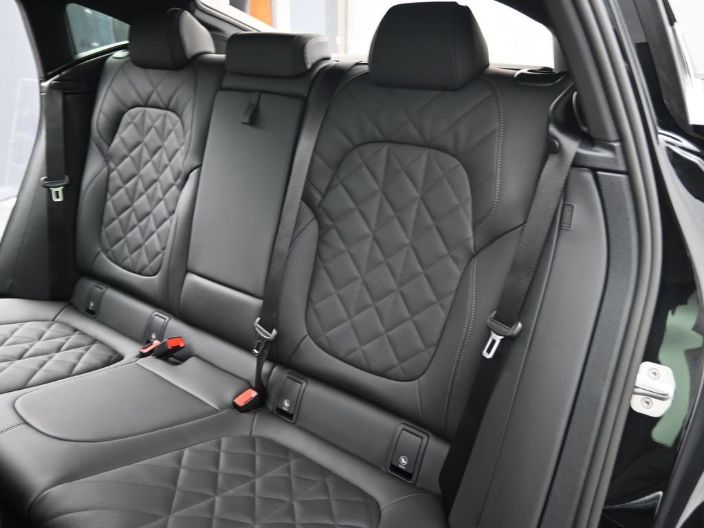 New 2026 BMW X6 xDrive40i w/ Premium Package image 35