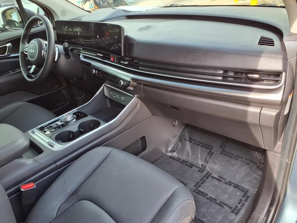 Used 2026 Kia Carnival SX Prestige FWD image 8