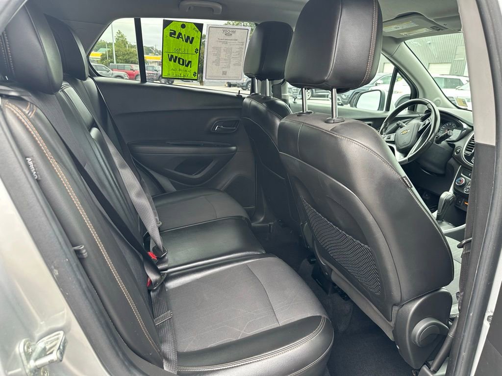 Used 2019 Chevrolet Trax LT w/ LT Convenience Package image 13