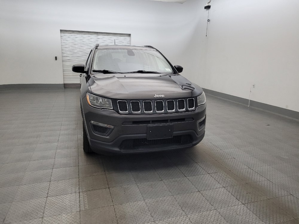 Used 2018 Jeep Compass Sport w/ Tech Group FWD image 14