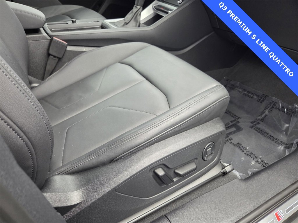 Used 2022 Audi Q3 2.0T Premium w/ Convenience Package image 19