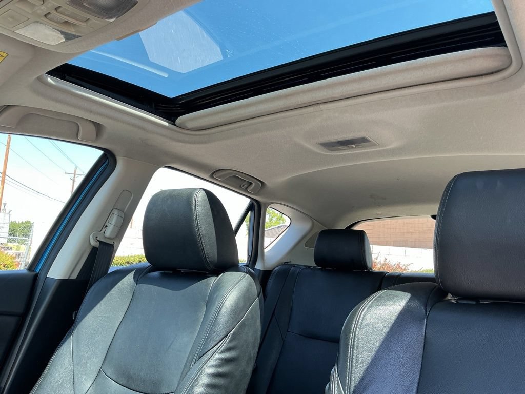 Used 2012 MAZDA MAZDA3 i Grand Touring w/ Tech Pkg FWD image 11