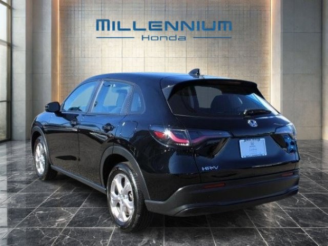 Used 2024 Honda HR-V LX image 3