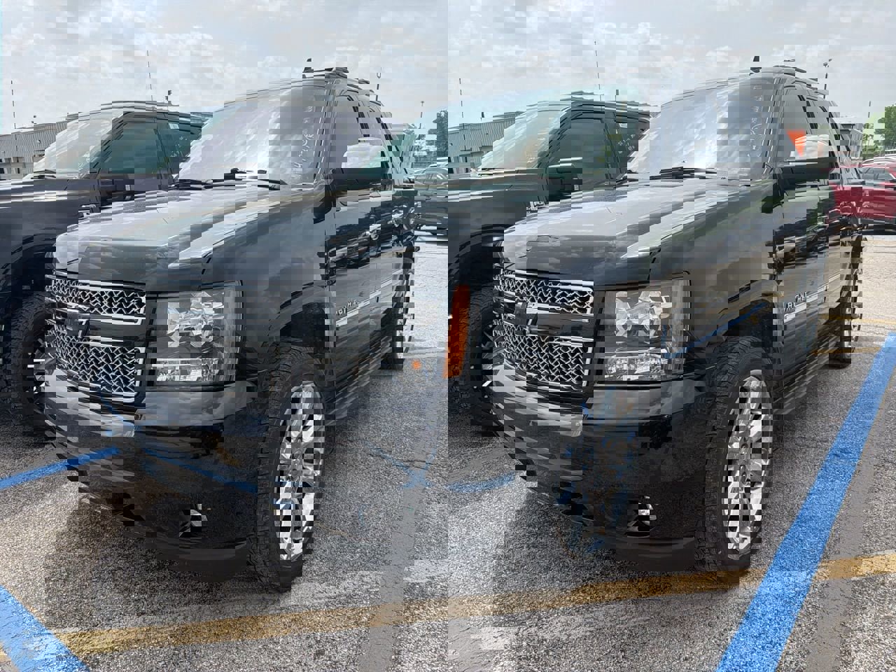 Used 2013 Chevrolet Avalanche LTZ