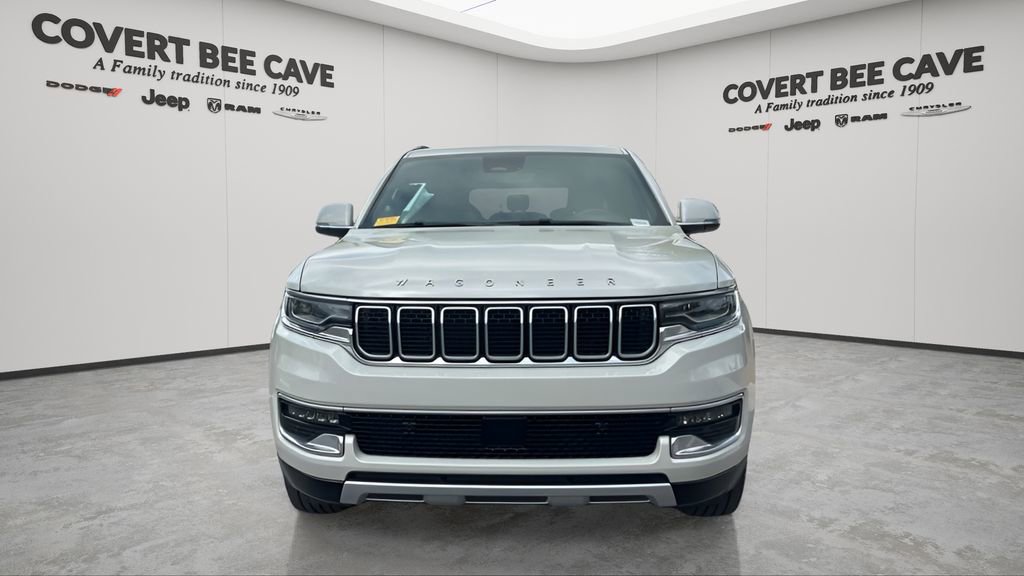 Used 2022 Jeep Wagoneer Series II image 2