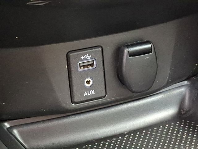 Used 2017 Nissan Rogue SL image 24