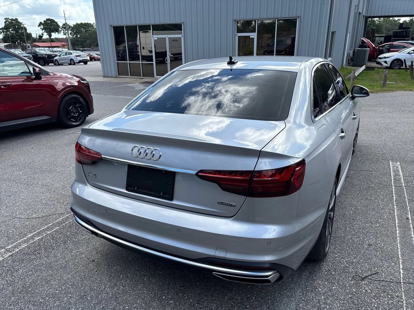 Used 2021 Audi A4 2.0T Premium w/ Convenience Package AWD/4WD image 9