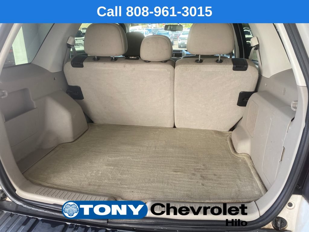 Used 2010 Ford Escape XLT AWD/4WD image 5