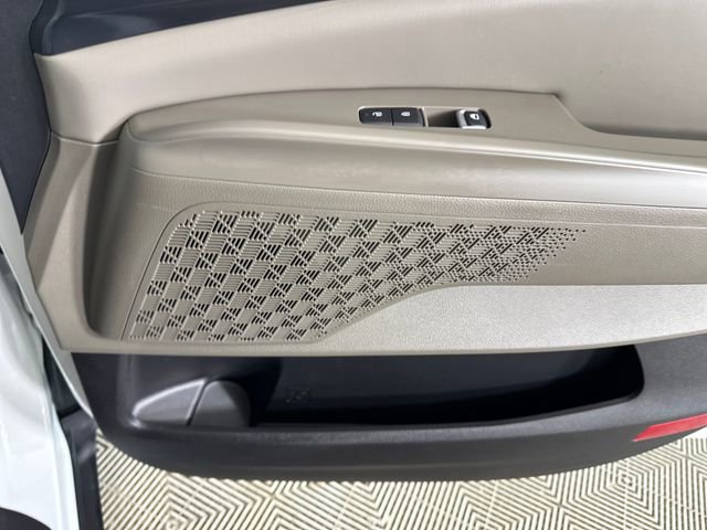 Used 2025 Kia Carnival image 29