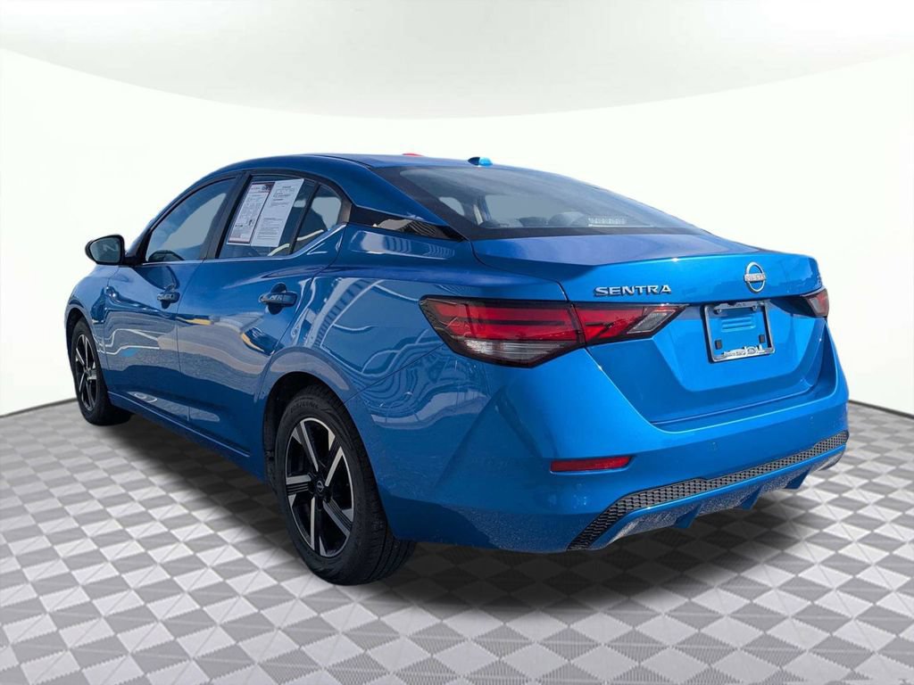 Used 2024 Nissan Sentra SV FWD image 5