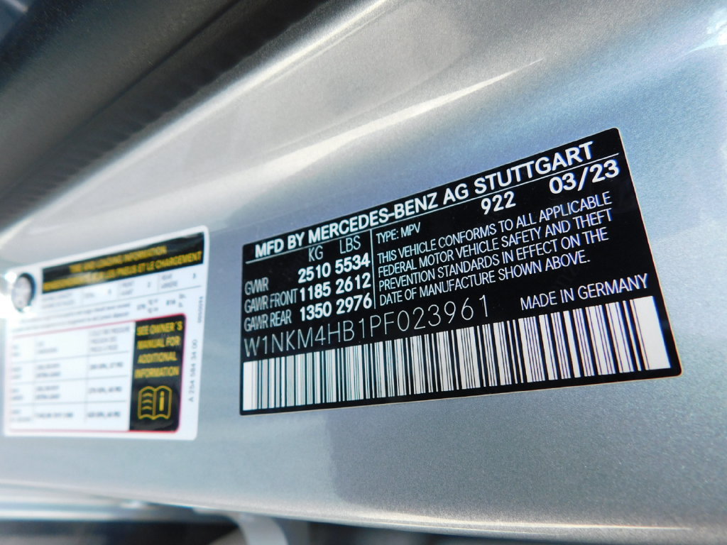 Used 2023 Mercedes-Benz GLC 300 4MATIC image 12