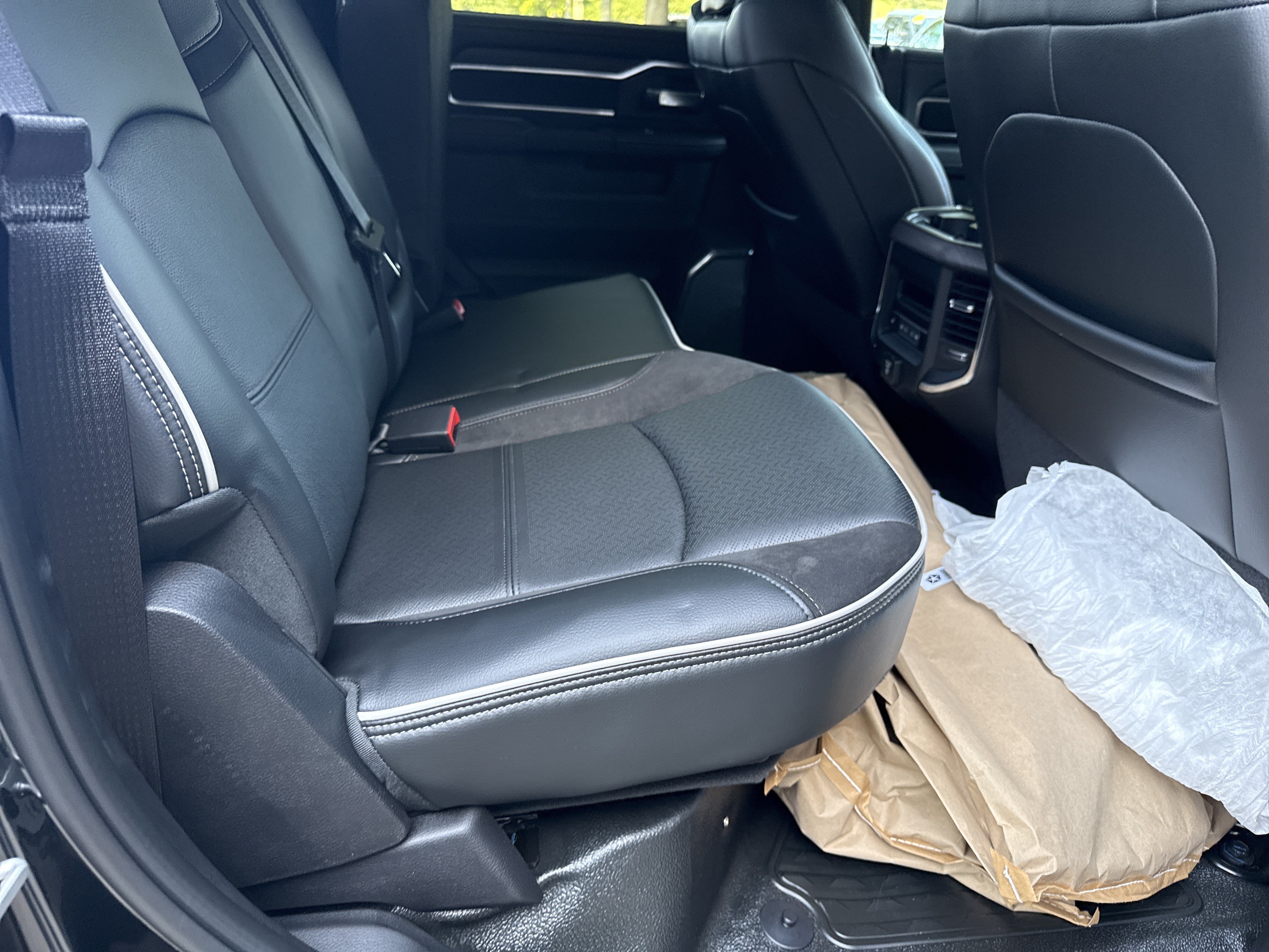 New 2026 RAM 5500 4x4 Crew Cab w/ Laramie Trim Package image 15
