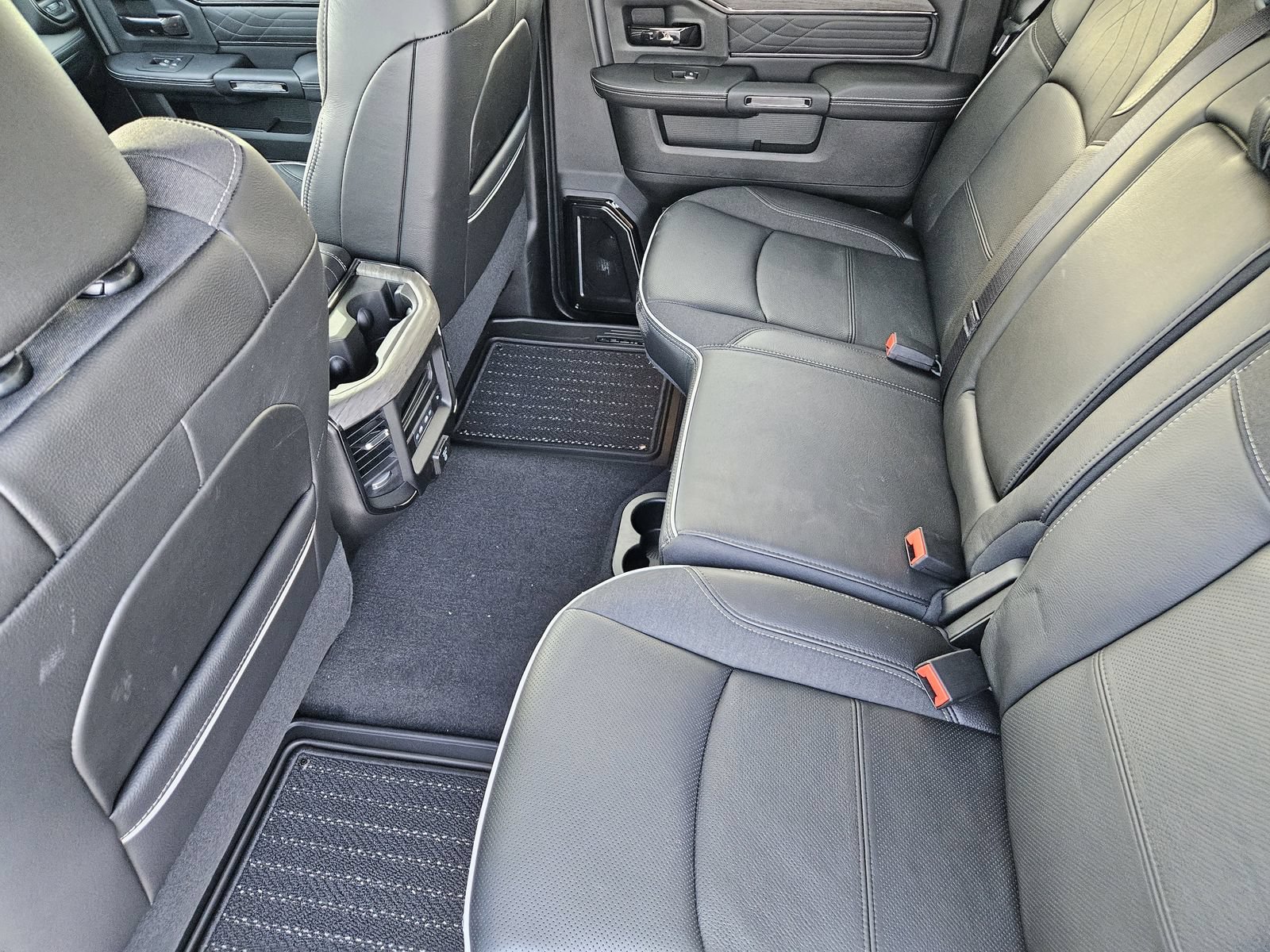 New 2026 RAM 3500 Limited AWD/4WD image 29