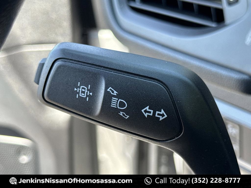 Used 2020 Ford Escape SE FWD image 36