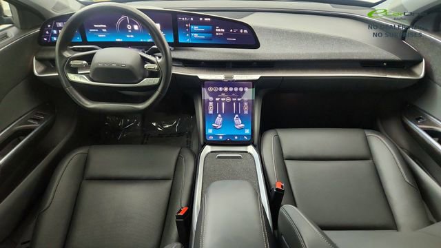 Used 2025 Lucid Air Touring AWD/4WD image 20