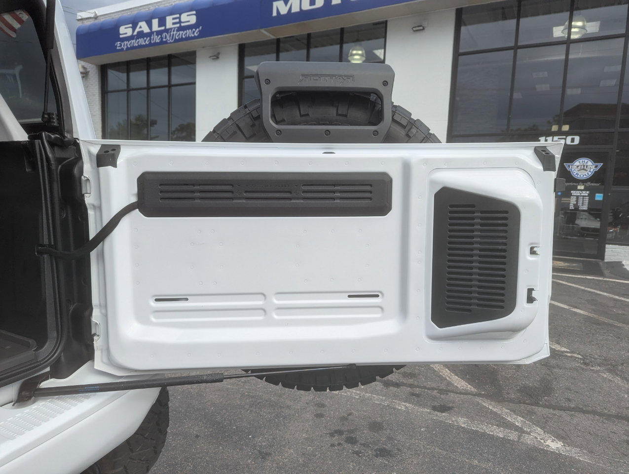 Used 2024 Ford Bronco Raptor w/ Interior Carbon Fiber Pack 6 image 49