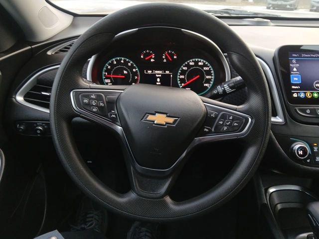 Used 2025 Chevrolet Malibu LT FWD image 14