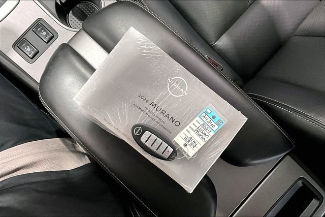 Used 2024 Nissan Murano SL image 37