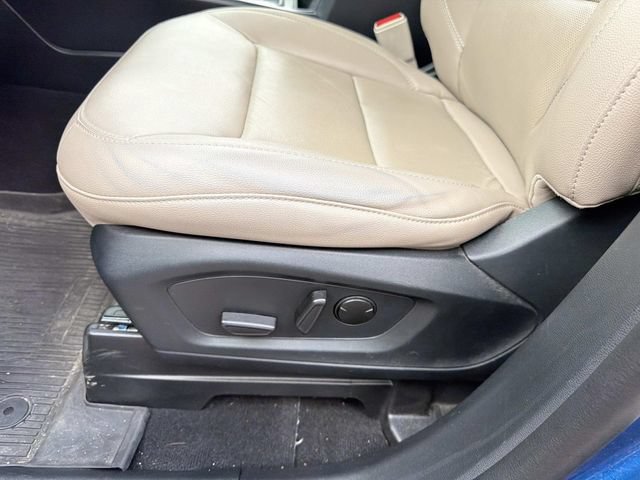 Used 2022 Ford Explorer Limited w/ Equipment Group 301A RWD image 22