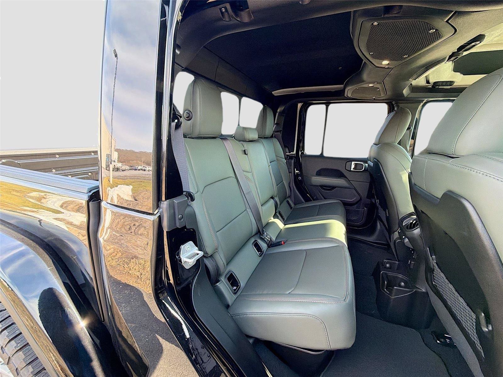 New 2026 Jeep Gladiator Mojave AWD/4WD image 27