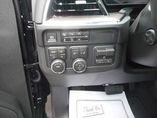 New 2026 Chevrolet Suburban Premier w/ Sun And Tow Package image 12
