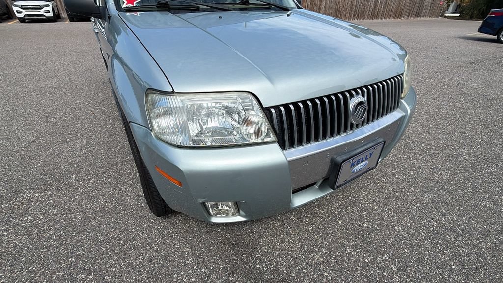 Used 2005 Mercury Mariner Luxury FWD image 9
