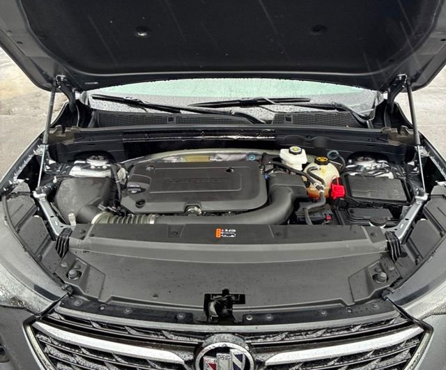 Used 2022 Buick Envision Essence w/ Sport Touring Package image 15