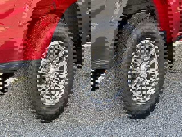 Certified 2024 Chevrolet Colorado LT w/ LT Convenience Package II image 8