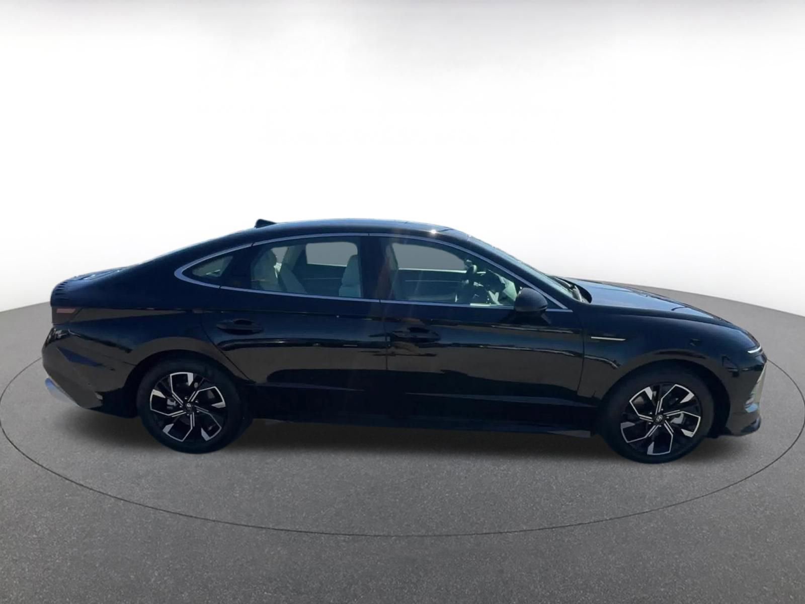 Used 2025 Hyundai Sonata SEL image 16