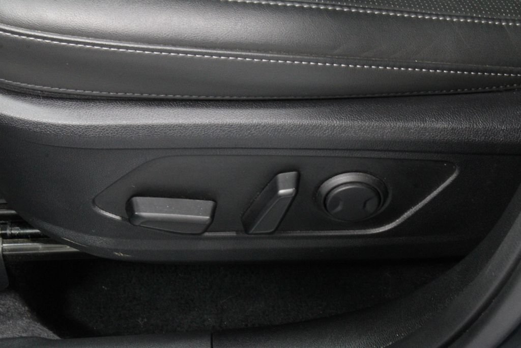Used 2024 Kia Sorento S FWD image 26