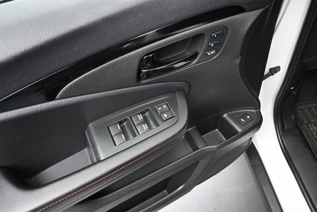 Certified 2024 Honda Passport Black Edition image 20