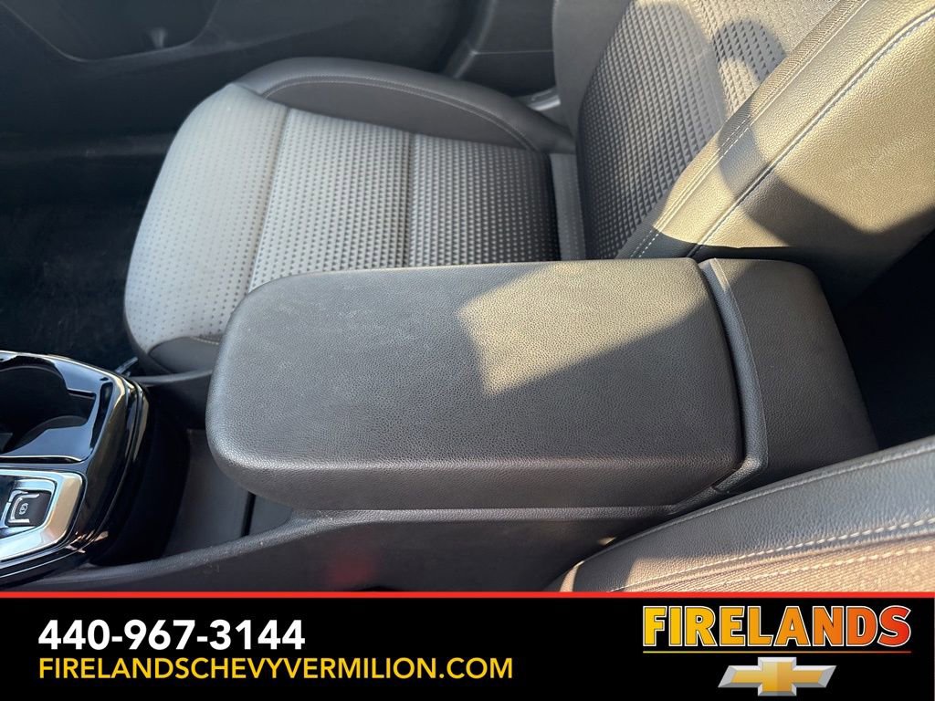 Certified 2025 Chevrolet Trax LT w/ LT Convenience Package image 24