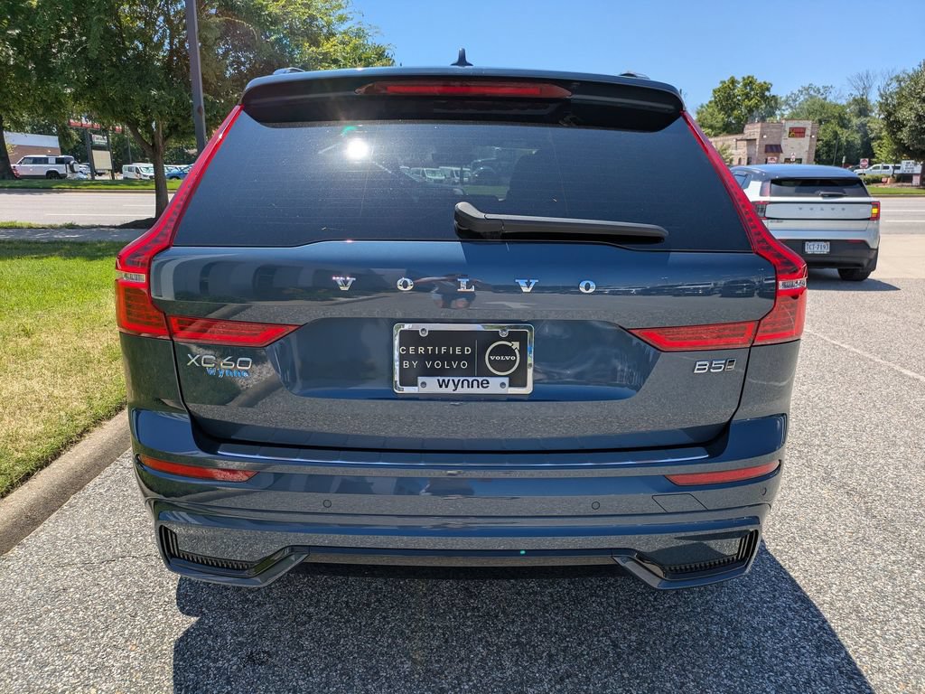 Certified 2024 Volvo XC60 B5 Ultimate w/ Protection Package Premier AWD/4WD image 5