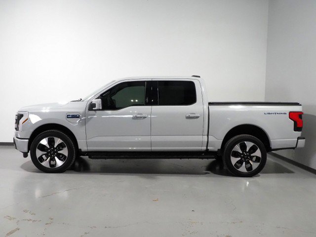 Used 2024 Ford F150 Lightning Platinum AWD/4WD image 9